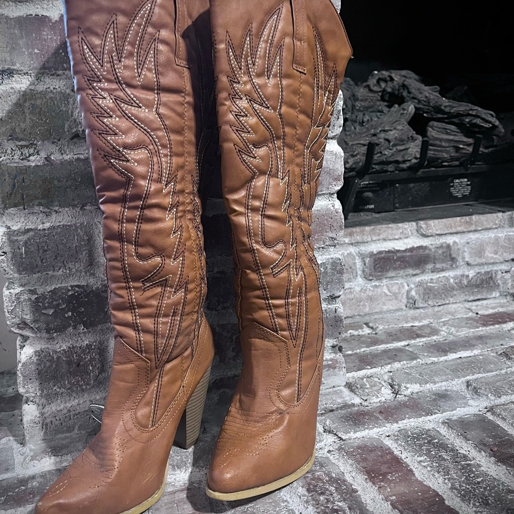 High heel cowboy boots - Picture 2 of 3